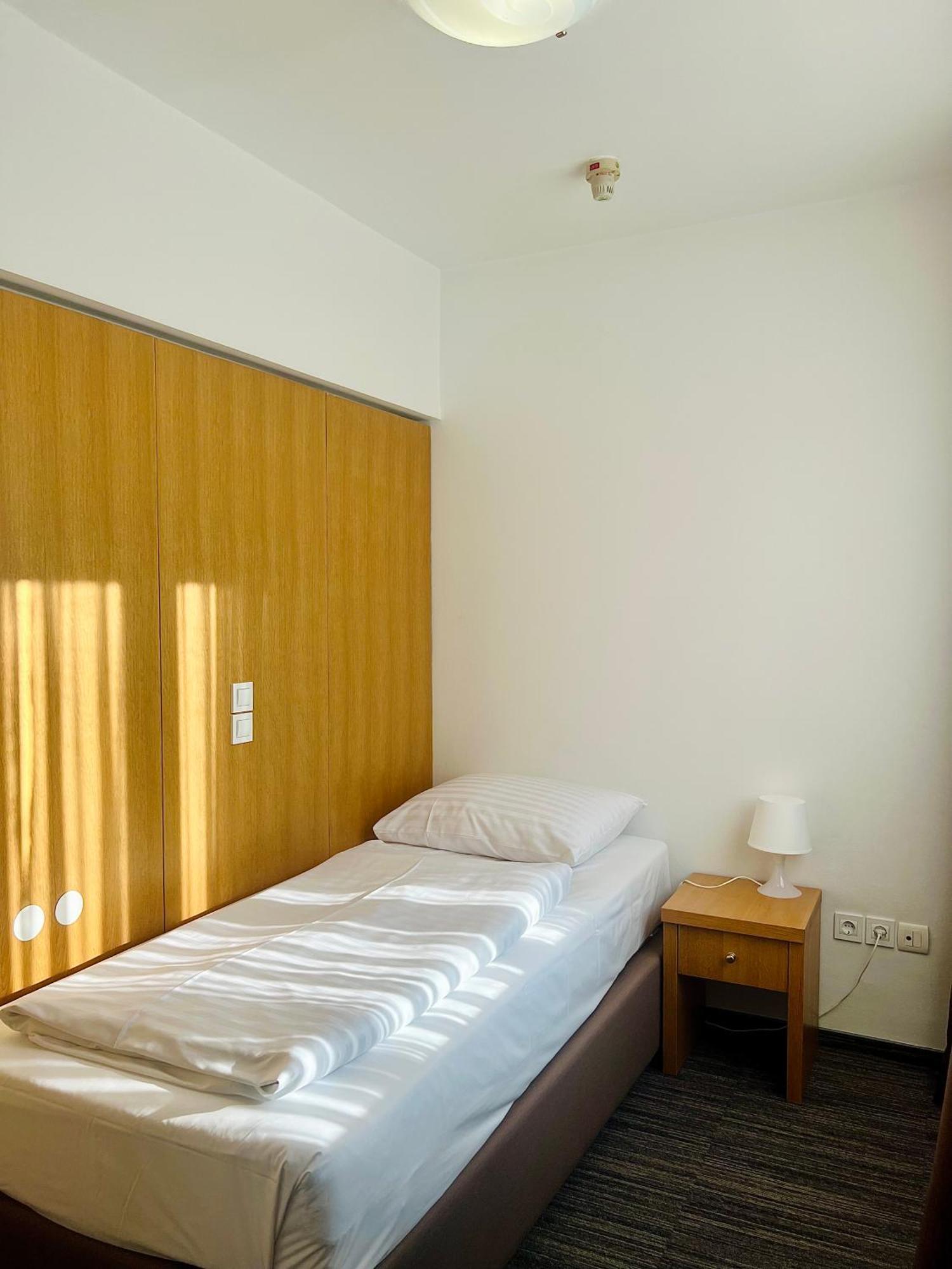 Hotel Piramida Maribor Exterior photo