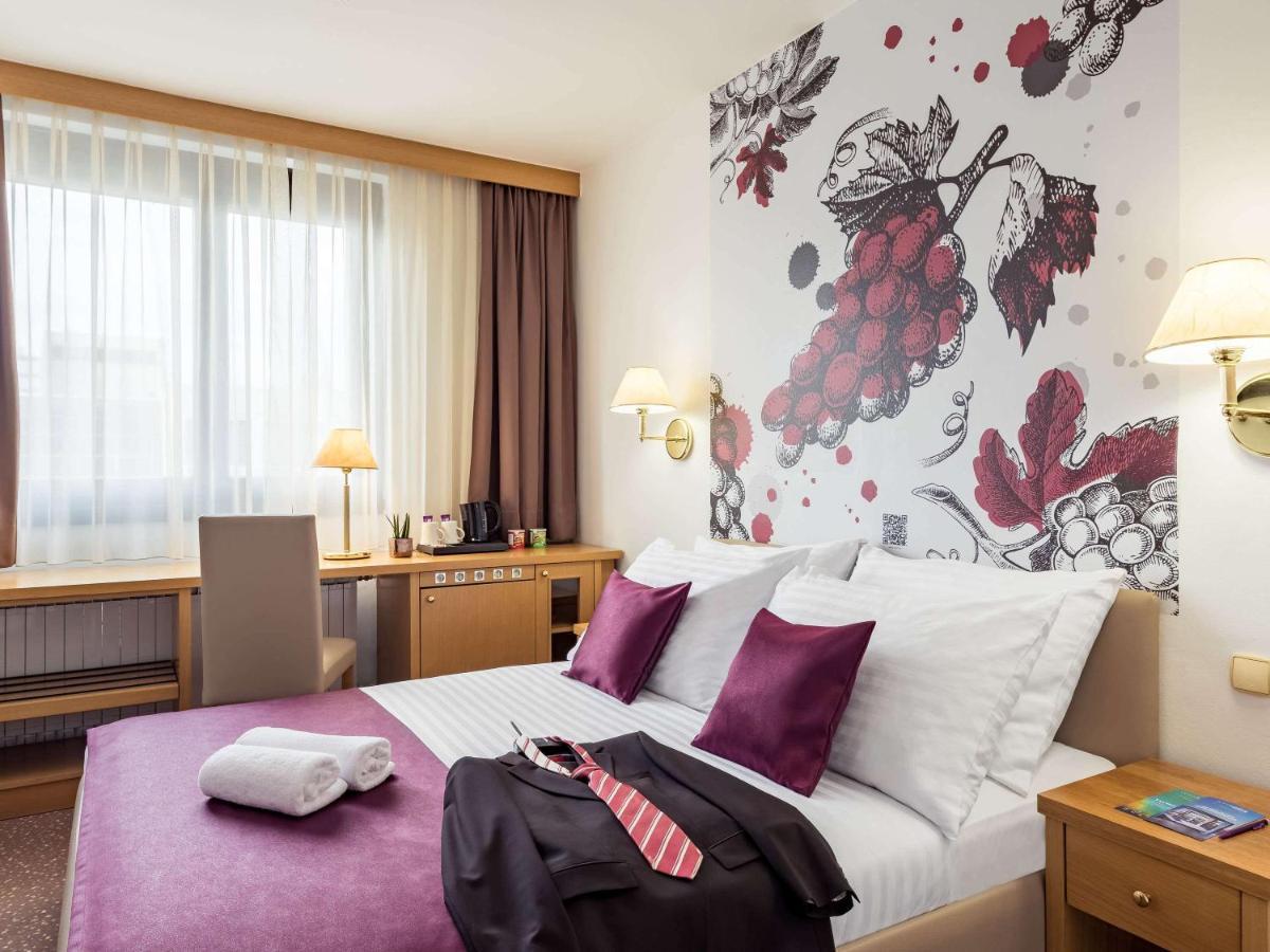 Hotel Piramida Maribor Exterior photo
